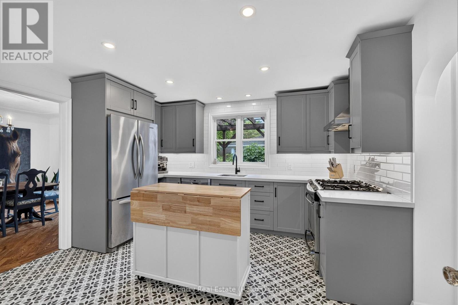 36 Willow Street N, Halton Hills, Ontario  L7J 1Z7 - Photo 15 - W13494576