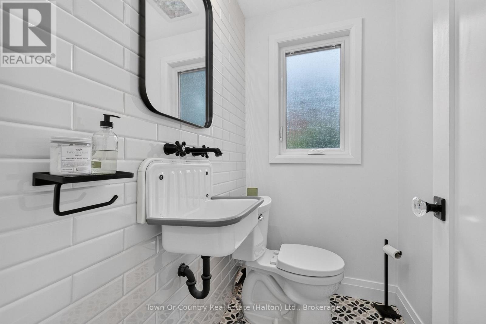 36 Willow Street N, Halton Hills, Ontario  L7J 1Z7 - Photo 22 - W13494576