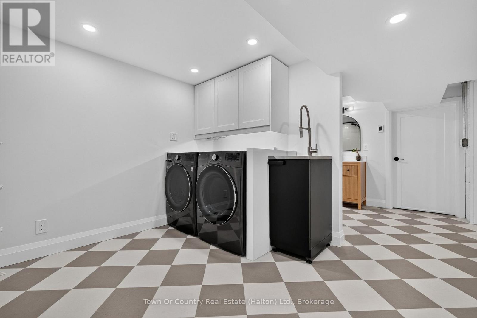 36 Willow Street N, Halton Hills, Ontario  L7J 1Z7 - Photo 41 - W13494576