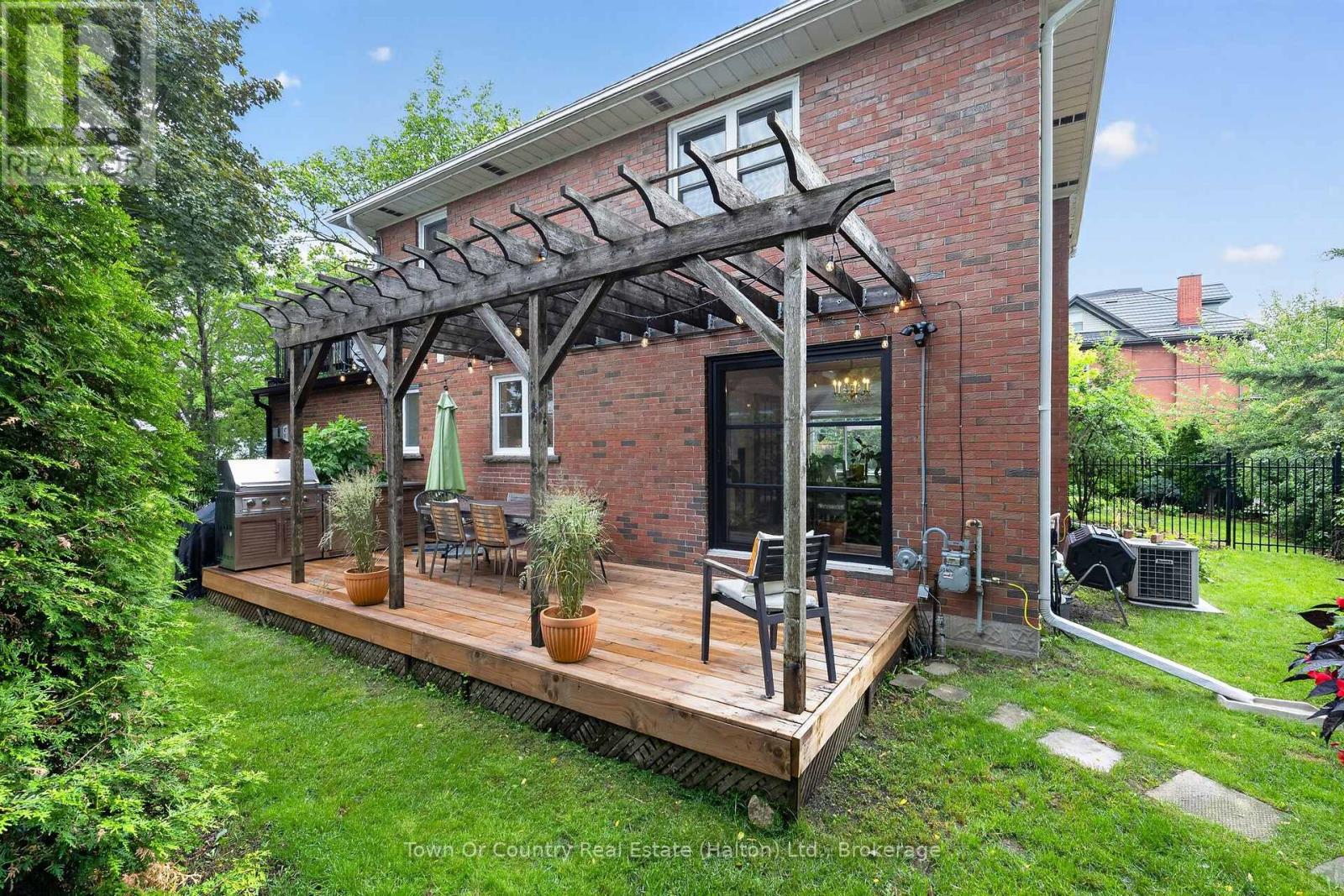 36 Willow Street N, Halton Hills, Ontario  L7J 1Z7 - Photo 44 - W13494576