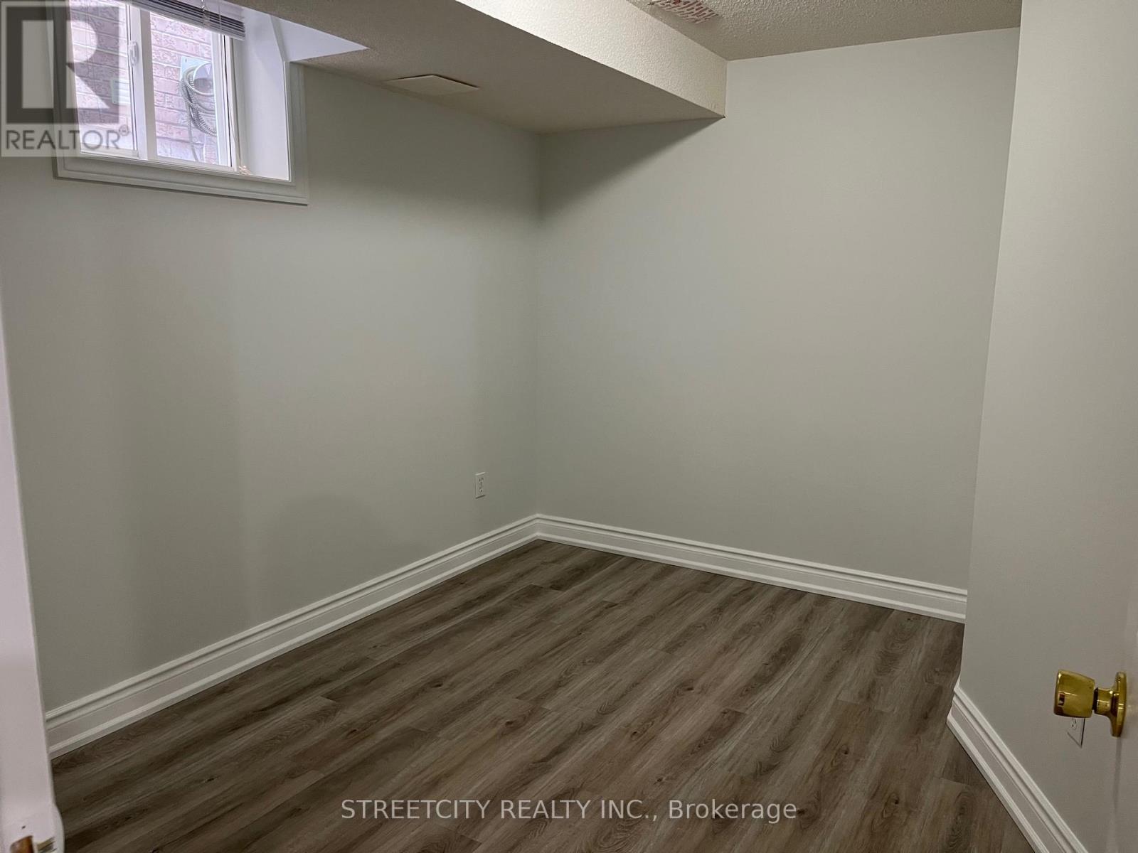 Basement - 7369 St. Barbara Boulevard, Mississauga, Ontario  L5W 0C3 - Photo 10 - W13494530