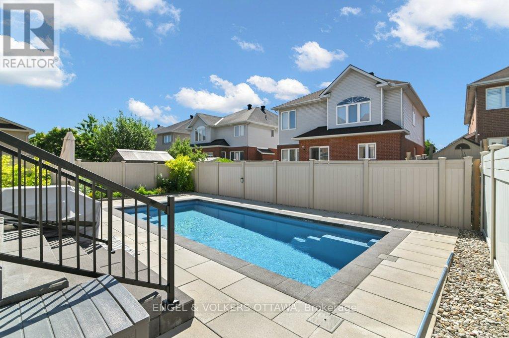 49 Grenwich Circle, Ottawa, Ontario  K2C 4G1 - Photo 30 - X13488214