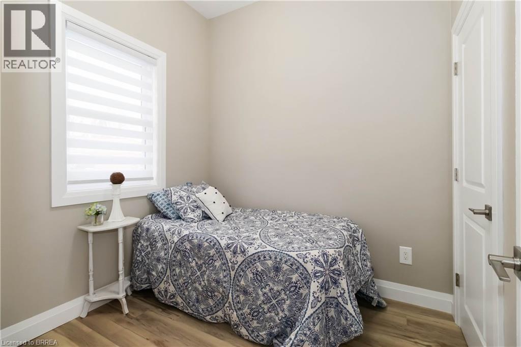 16 Mt. Pleasant Street, Brantford, Ontario  N3T 1S5 - Photo 9 - 40815432