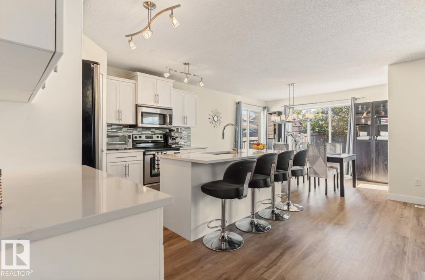 1007 Macewan Cl SW, Edmonton, Alberta  T6W 1K2 - Photo 7 - E4495862
