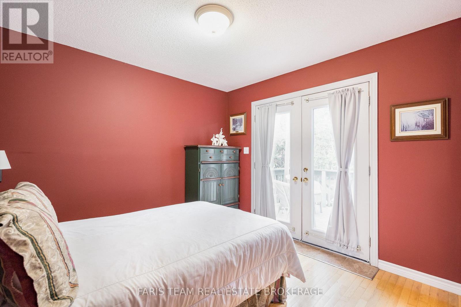 46 Greenwood Avenue, Oro-Medonte, Ontario  L0K 1E0 - Photo 15 - S13235970
