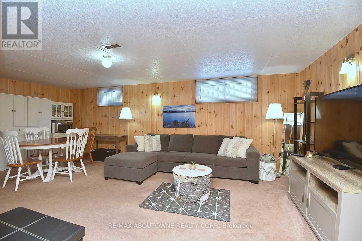 314 Bevan Drive, Burlington, Ontario  L7L 4L2 - Photo 24 - W13492418