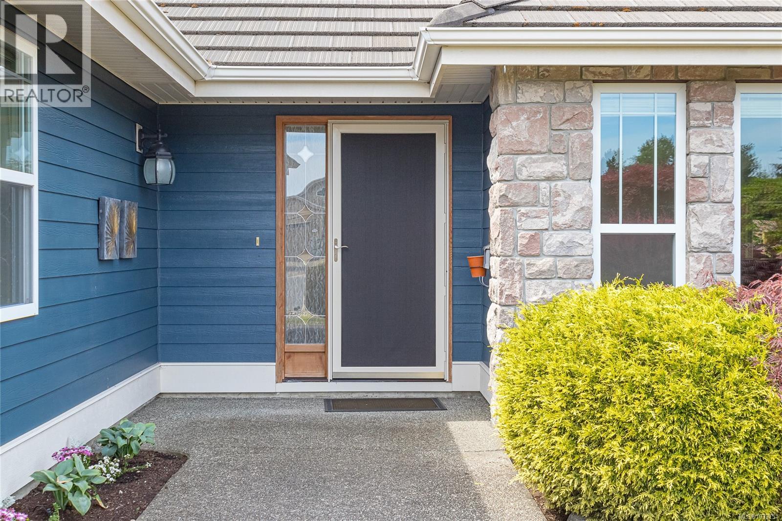 612 Morningstar Dr, Parksville, British Columbia  V9P 2W2 - Photo 5 - 1039751