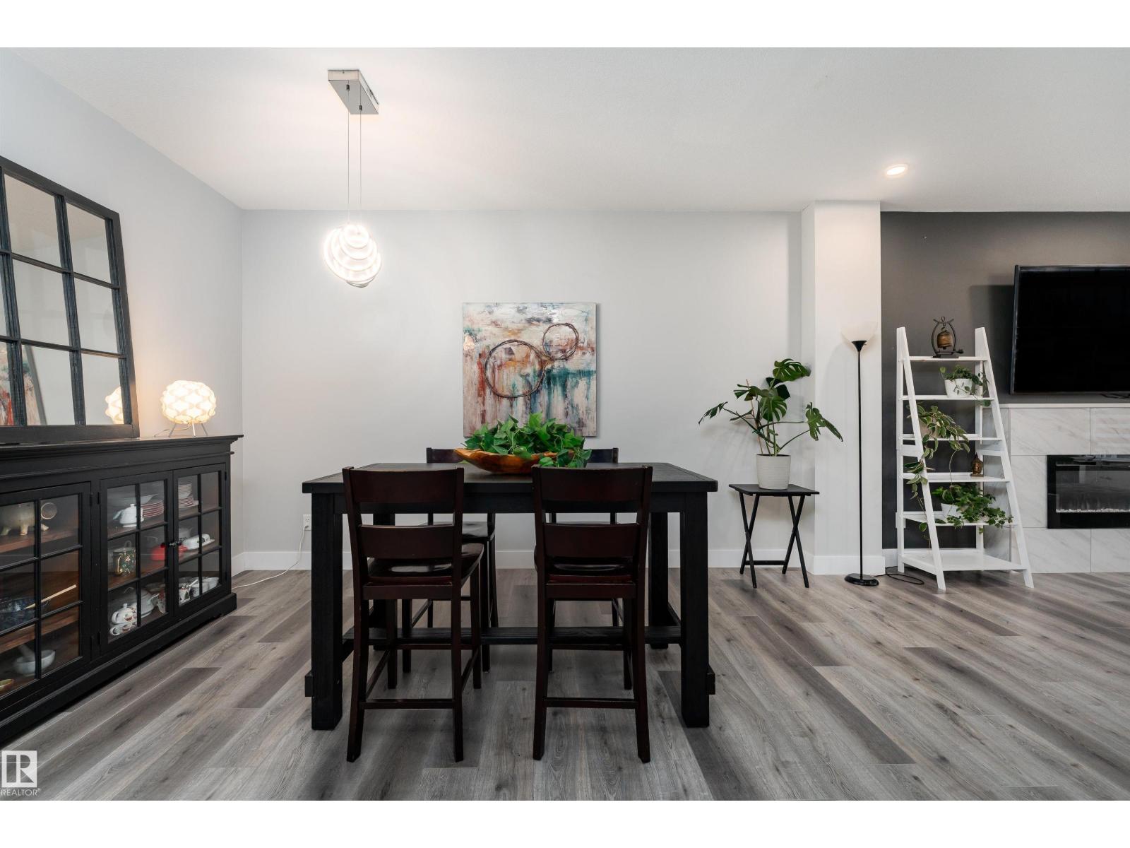9338 Pear Li SW, Edmonton, Alberta  T6X 2V9 - Photo 6 - E4495870