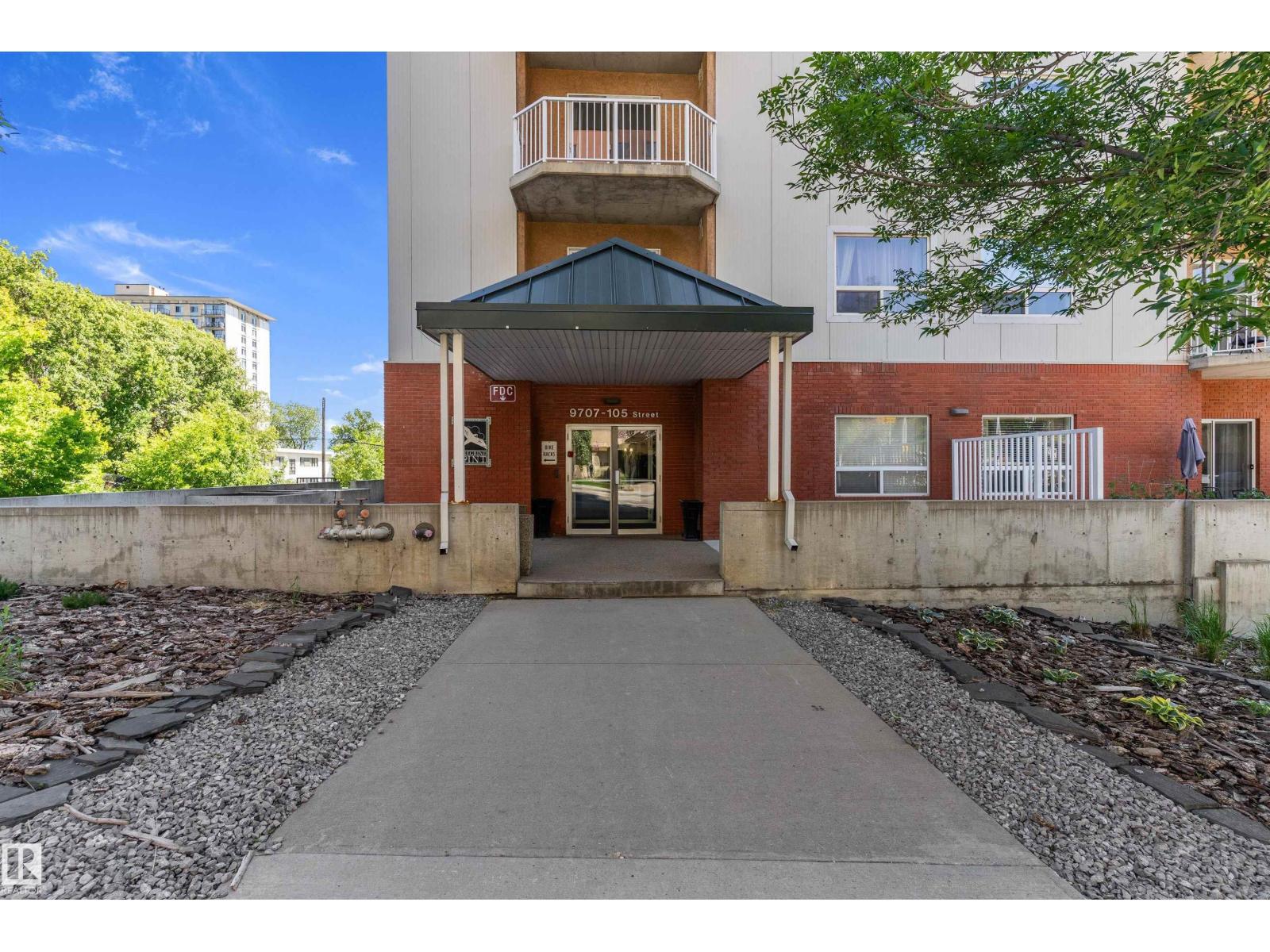 #1002 9707 105 St NW, Edmonton, Alberta  T5K 1A1 - Photo 3 - E4495882