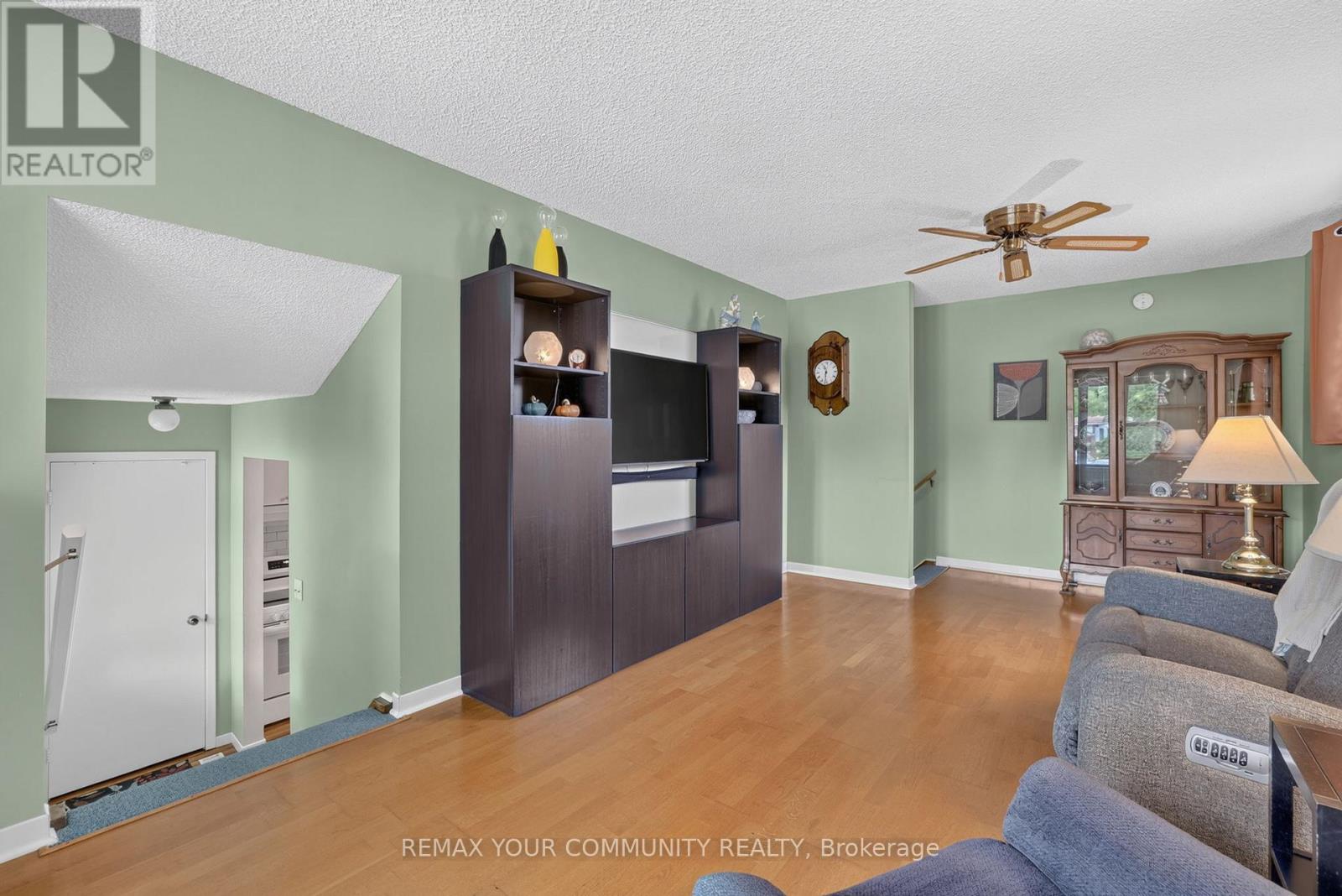 16 Zima Crescent, Bradford West Gwillimbury (Bradford), Ontario  L3Z 1Z7 - Photo 16 - N13494458