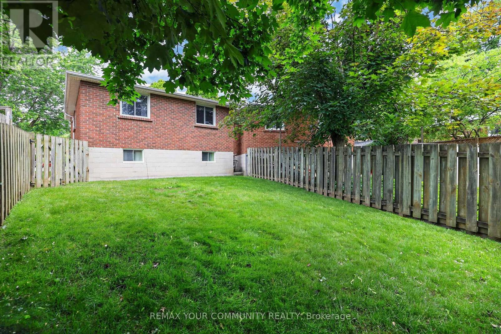 16 Zima Crescent, Bradford West Gwillimbury (Bradford), Ontario  L3Z 1Z7 - Photo 45 - N13494458