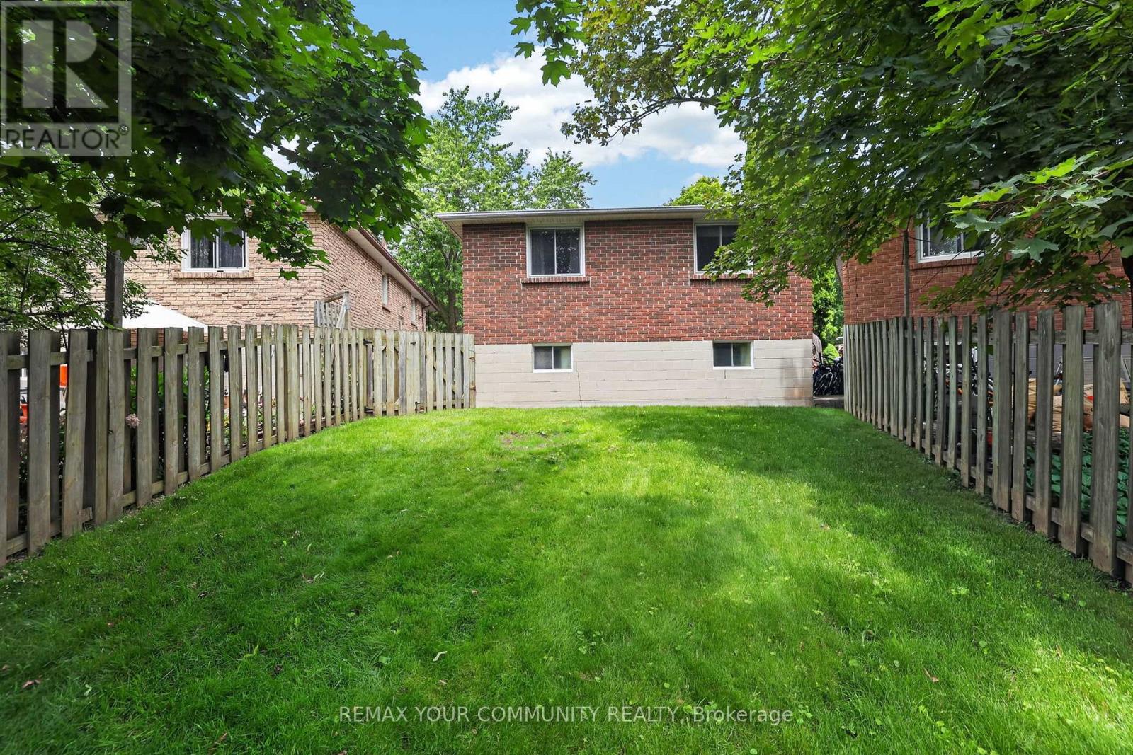 16 Zima Crescent, Bradford West Gwillimbury (Bradford), Ontario  L3Z 1Z7 - Photo 46 - N13494458