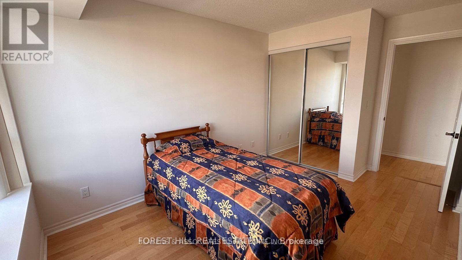 512 - 130 POND DRIVE Markham (Commerce Valley), ON L3T 7W5