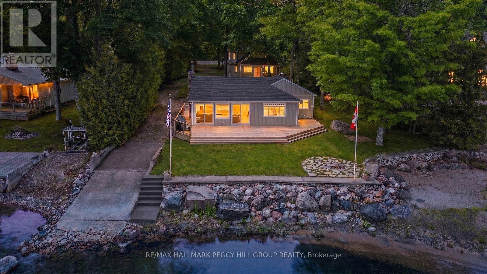 1449 CHAMPLAIN ROAD, Tiny, Ontario