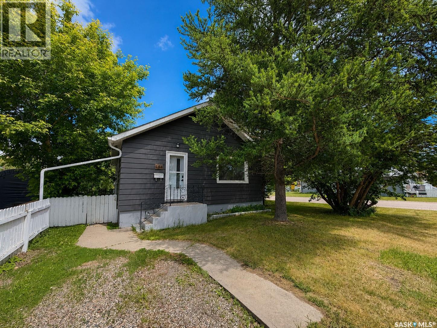 684 8th STREET E, Prince Albert, Saskatchewan