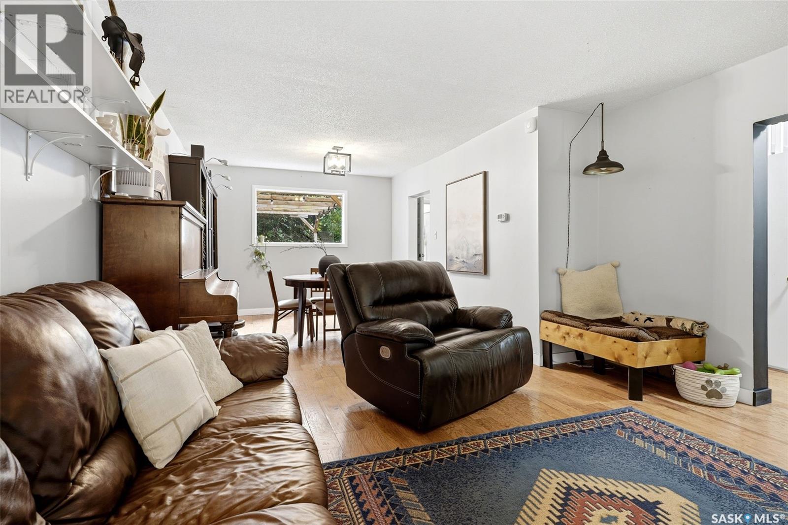 2022 Montague Street, Regina, Saskatchewan  S4T 3J7 - Photo 10 - SK040824