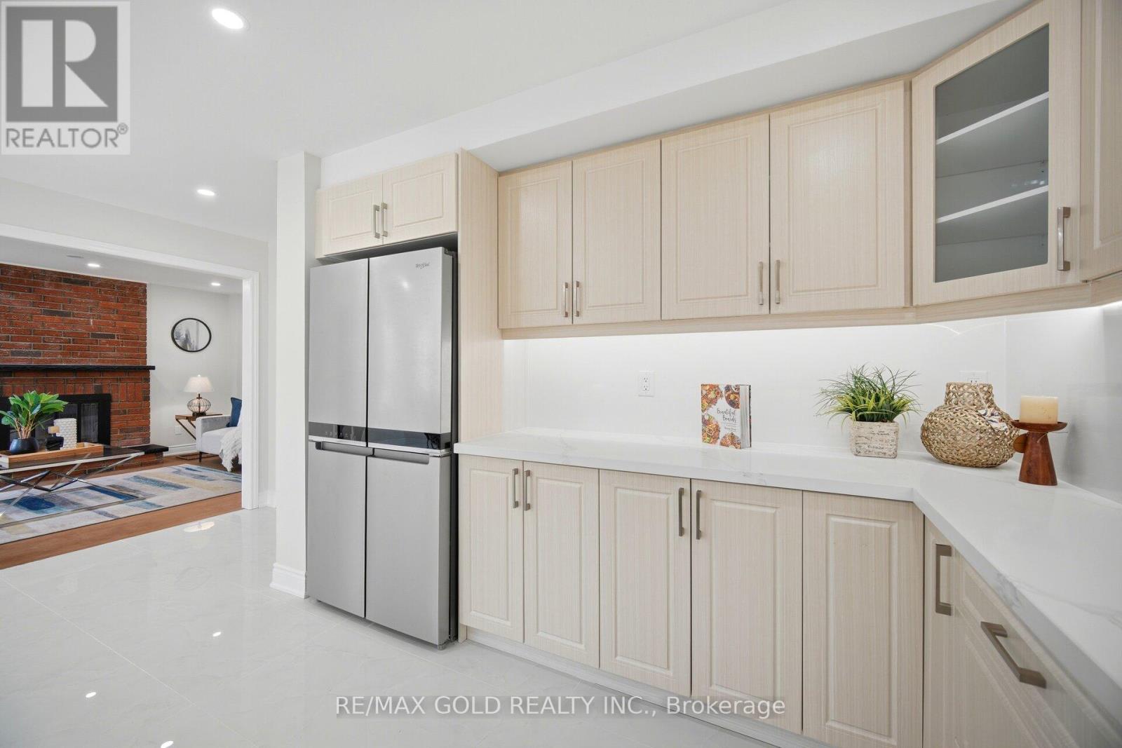37 Lord Simcoe Drive, Brampton, Ontario  L6S 5H4 - Photo 17 - W13456918