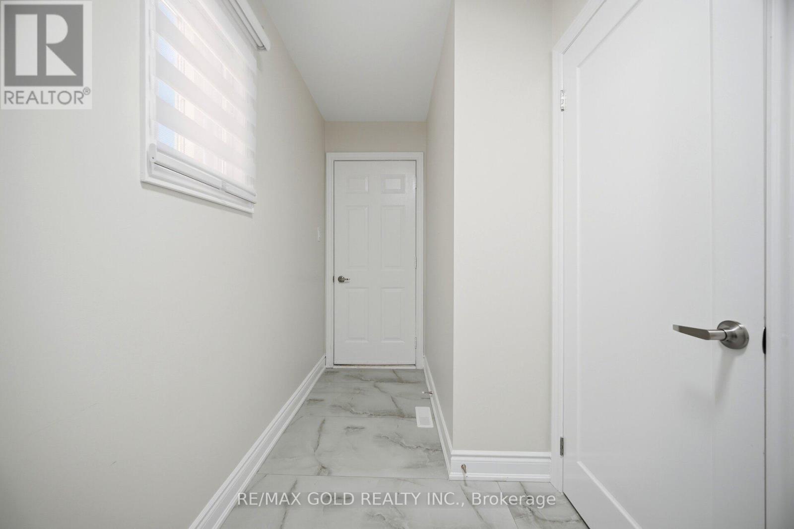 37 Lord Simcoe Drive, Brampton, Ontario  L6S 5H4 - Photo 24 - W13456918