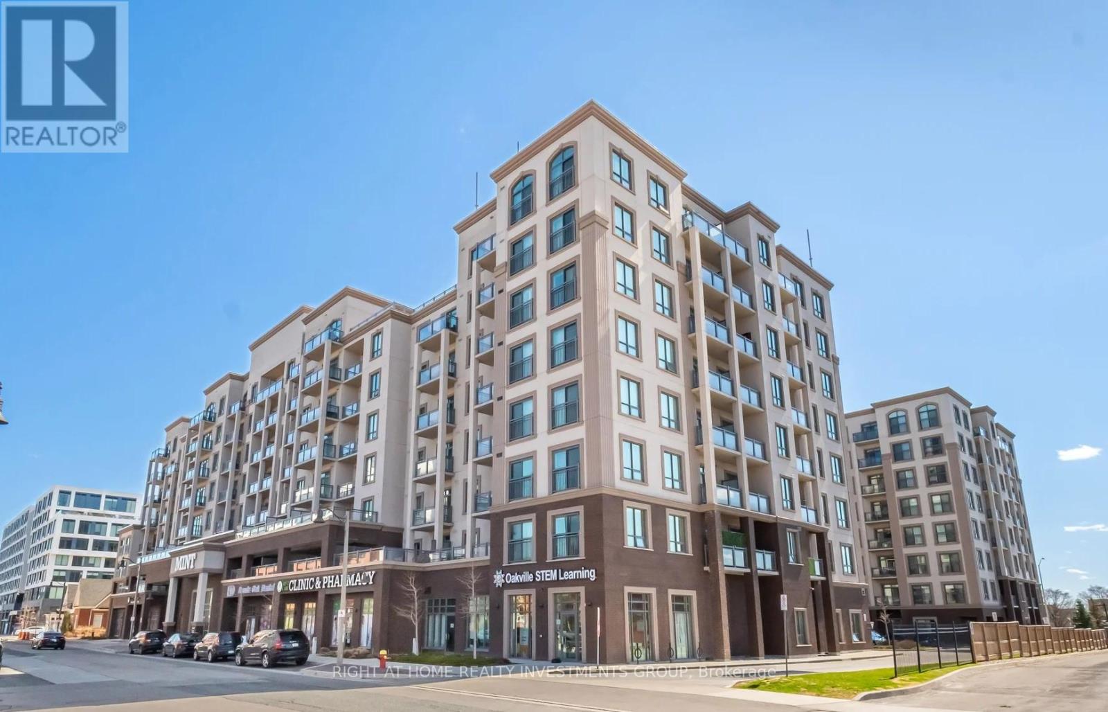 621 - 2486 Old Bronte Road, Oakville, Ontario  L6M 4J2 - Photo 1 - W13494588