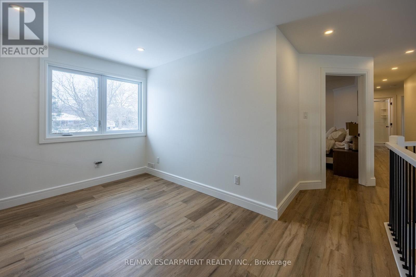 3 Kintyre Court, Haldimand, Ontario  N3W 1G8 - Photo 10 - X13494488