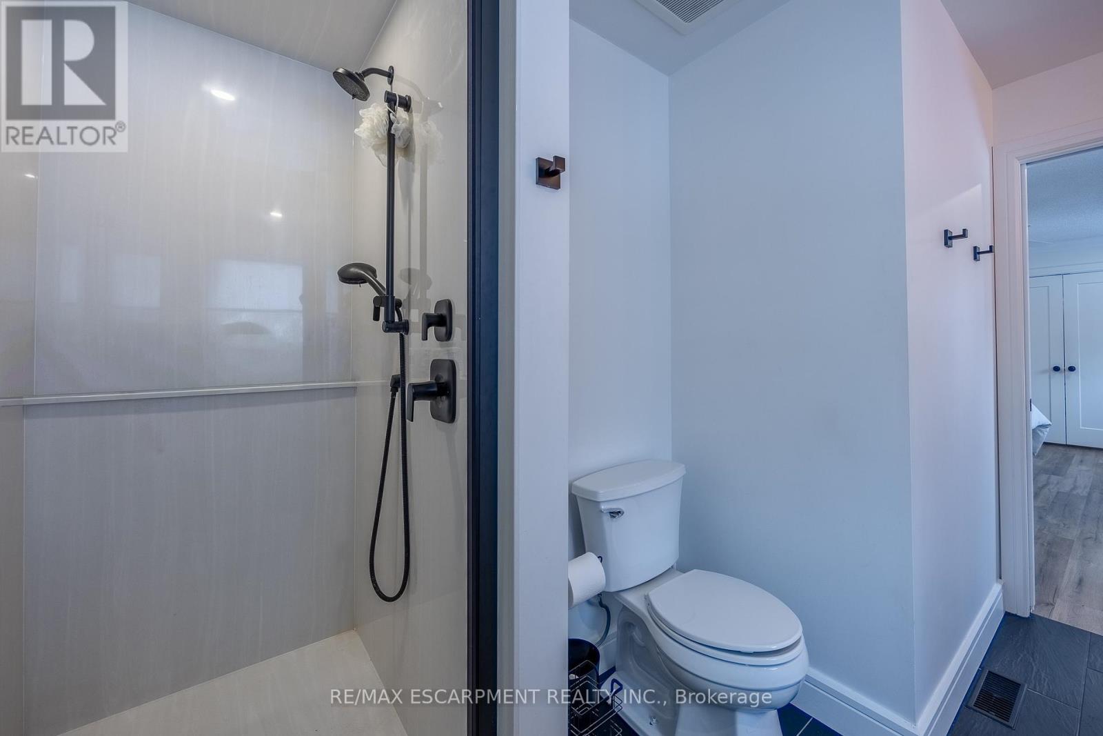 3 Kintyre Court, Haldimand, Ontario  N3W 1G8 - Photo 17 - X13494488