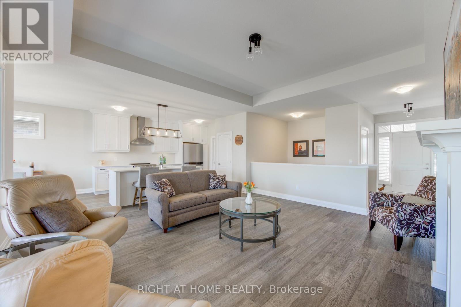 2043 Lockwood Crescent, Strathroy-Caradoc, Ontario  N0L 1W0 - Photo 10 - X13494570