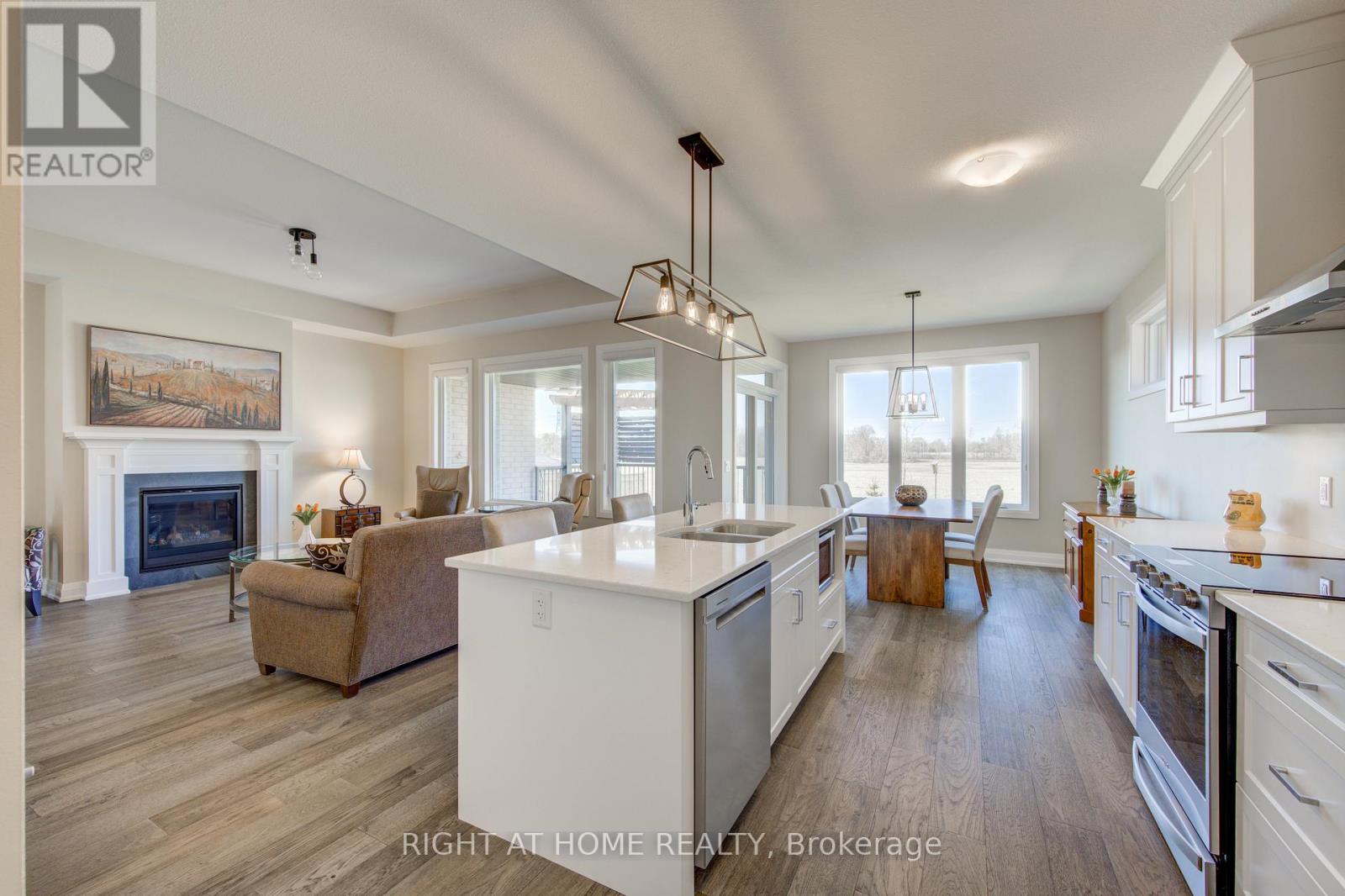 2043 Lockwood Crescent, Strathroy-Caradoc, Ontario  N0L 1W0 - Photo 16 - X13494570