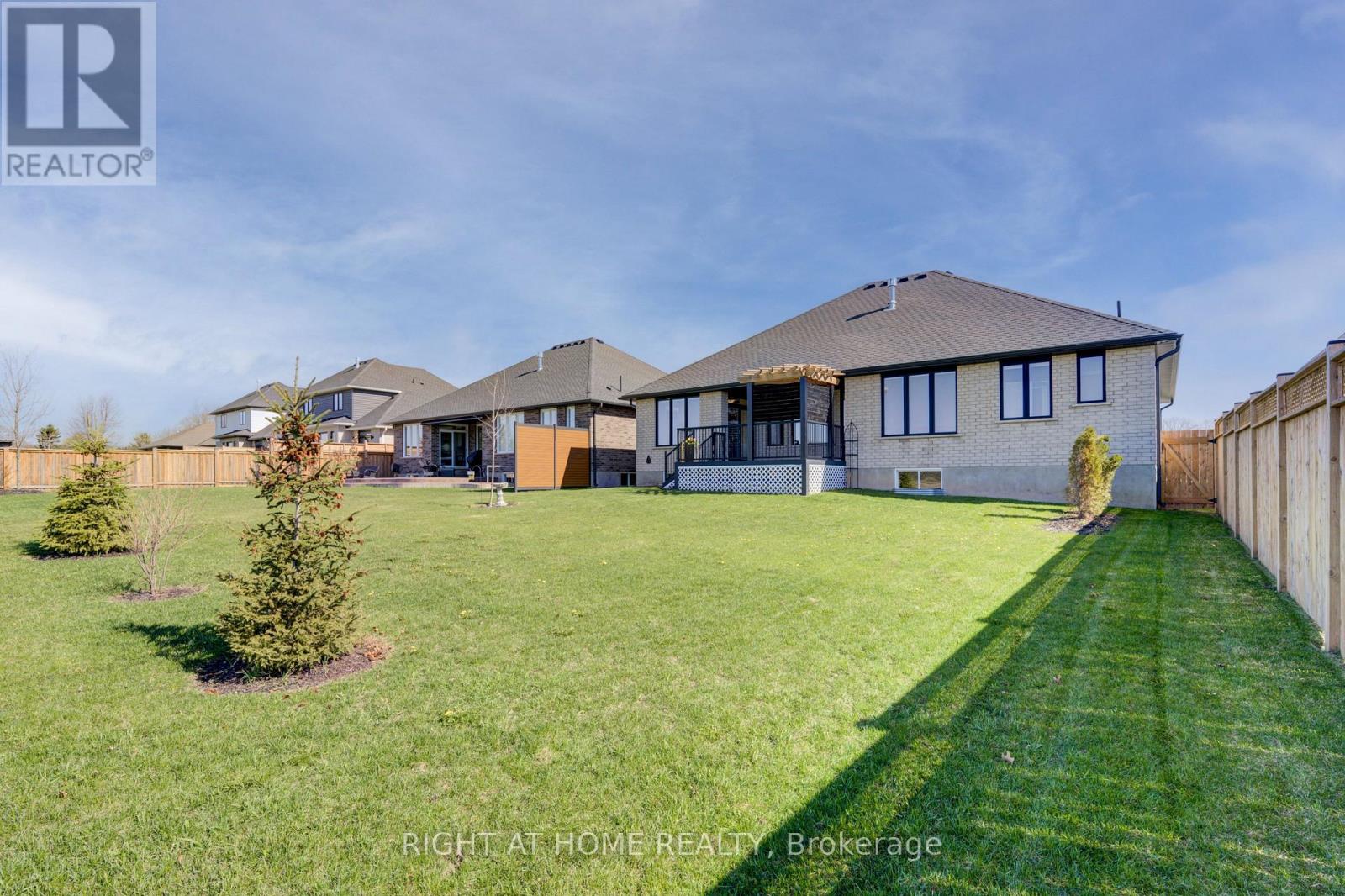 2043 Lockwood Crescent, Strathroy-Caradoc, Ontario  N0L 1W0 - Photo 39 - X13494570