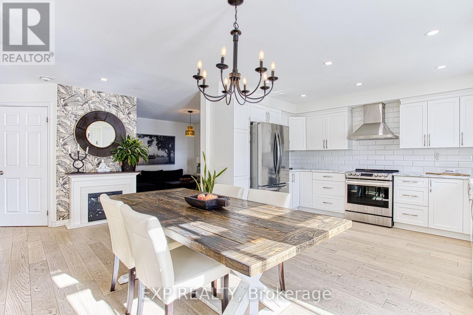 32 Hudson Drive, Haldimand, Ontario  N0A 1E0 - Photo 2 - X13494704