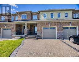 419 PUMPKIN PASS, Hamilton, Ontario