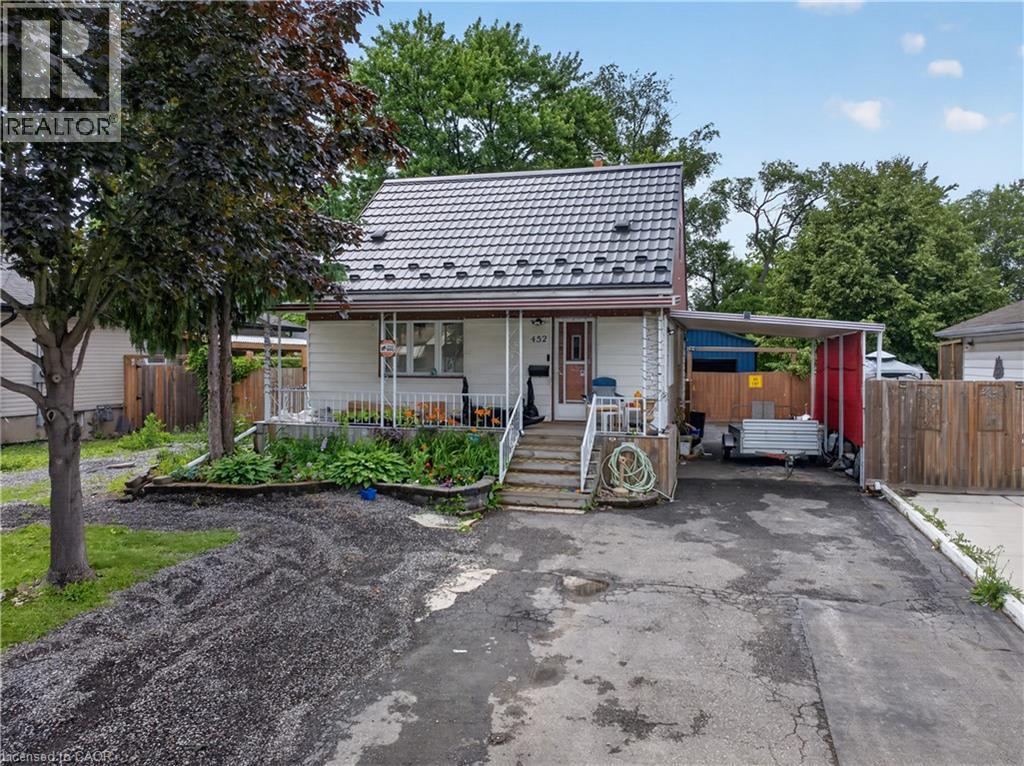 452 East 38th Street, Hamilton, Ontario  L8V 4G8 - Photo 1 - 40843348