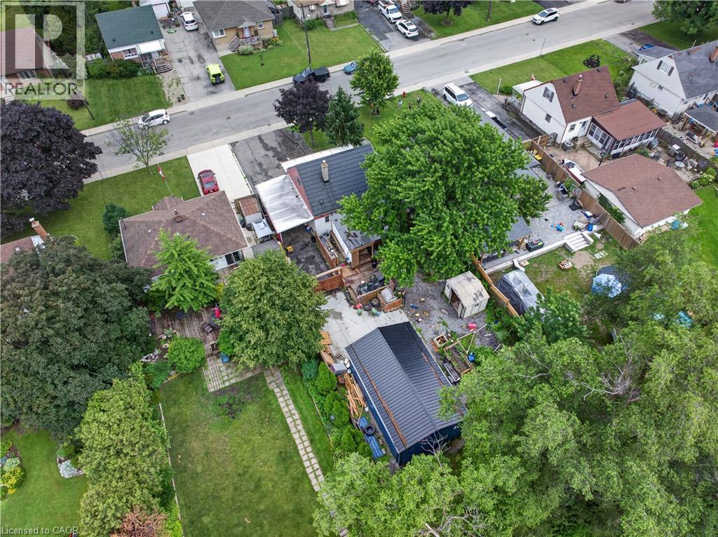 452 East 38th Street, Hamilton, Ontario  L8V 4G8 - Photo 2 - 40843348