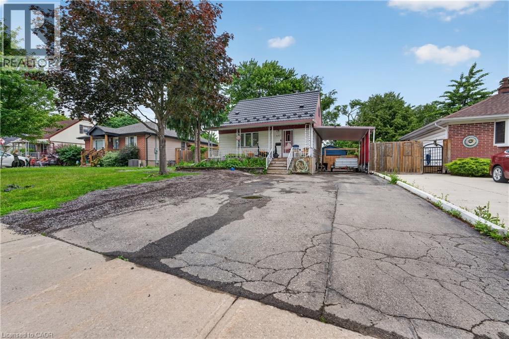 452 East 38th Street, Hamilton, Ontario  L8V 4G8 - Photo 3 - 40843348