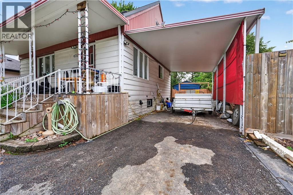 452 East 38th Street, Hamilton, Ontario  L8V 4G8 - Photo 4 - 40843348