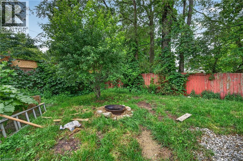 452 East 38th Street, Hamilton, Ontario  L8V 4G8 - Photo 9 - 40843348