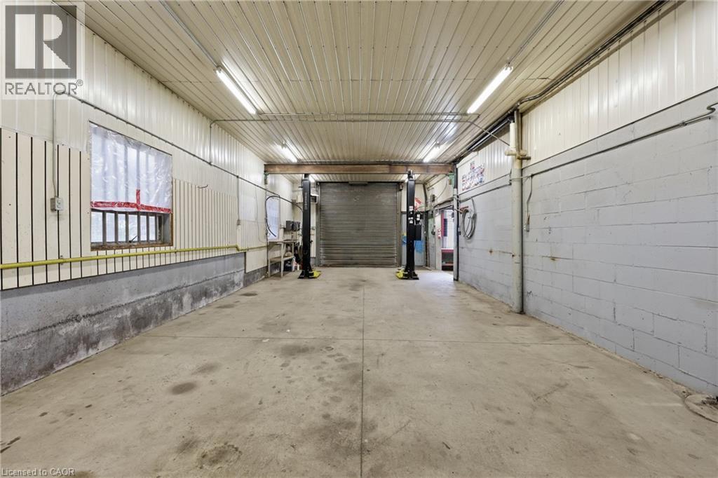 8404 Chippewa Road, Mount Hope, Ontario  L0R 1W0 - Photo 37 - 40843036