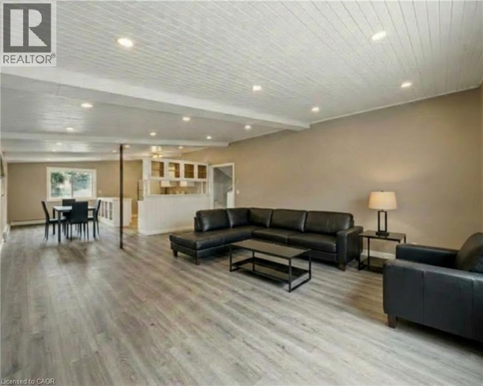 8404 Chippewa Road, Mount Hope, Ontario  L0R 1W0 - Photo 42 - 40843036