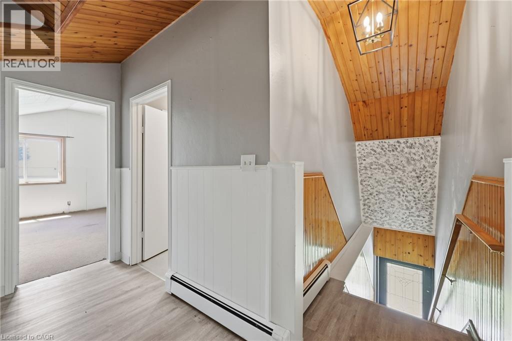 8404 Chippewa Road, Mount Hope, Ontario  L0R 1W0 - Photo 43 - 40843036