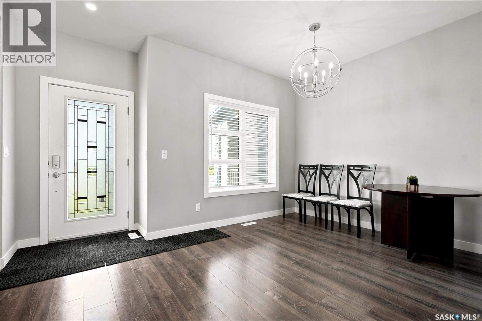 254 Brighton Gate, Saskatoon, Saskatchewan  S7V 0R1 - Photo 5 - SK033900