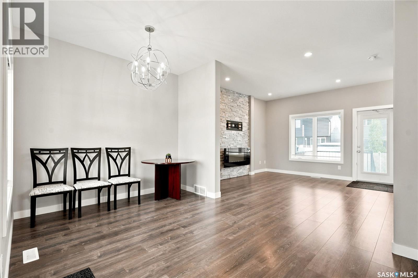 254 Brighton Gate, Saskatoon, Saskatchewan  S7V 0R1 - Photo 6 - SK033900