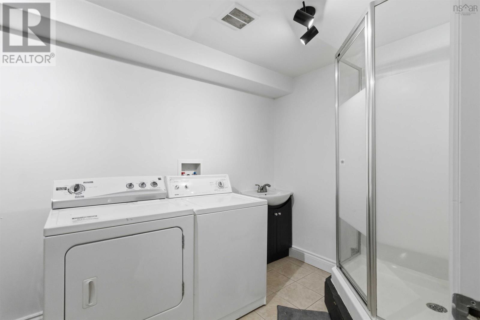 22 Westfield Crescent, Dartmouth, Nova Scotia  B2V 2V8 - Photo 37 - 202615806