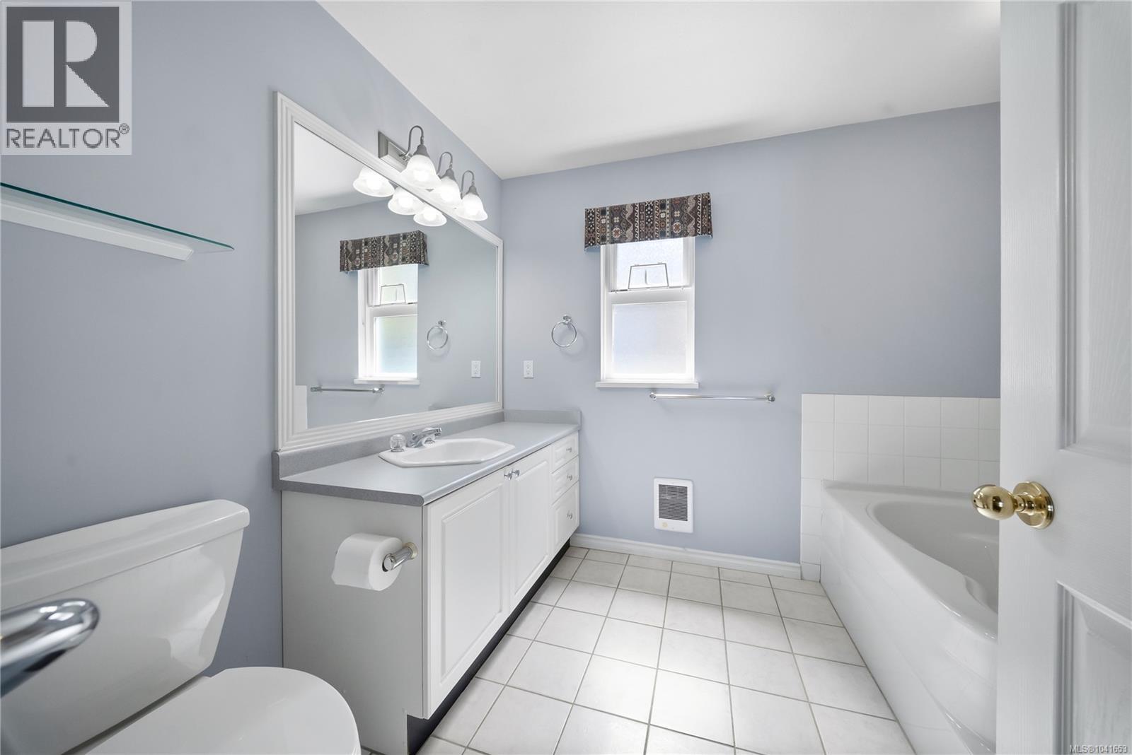 402 566 Stewart Ave, Nanaimo, British Columbia  V9S 5T5 - Photo 14 - 1041653