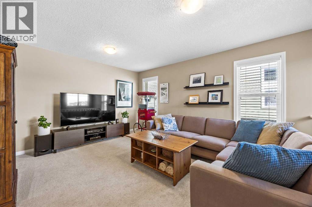 211 Mountainview Drive, Okotoks, Alberta  T1S 0L6 - Photo 16 - A2300345