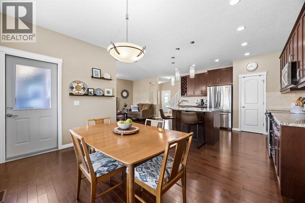211 Mountainview Drive, Okotoks, Alberta  T1S 0L6 - Photo 13 - A2300345