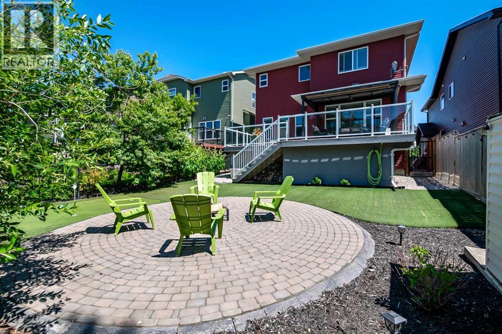 211 Mountainview Drive, Okotoks, Alberta  T1S 0L6 - Photo 2 - A2300345