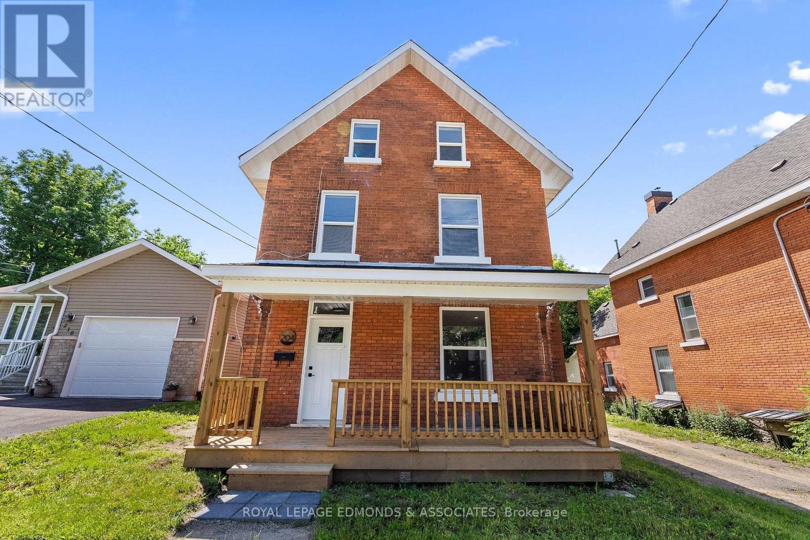 204 Mcallister Street, Pembroke, Ontario  K8A 3G2 - Photo 3 - X13494780