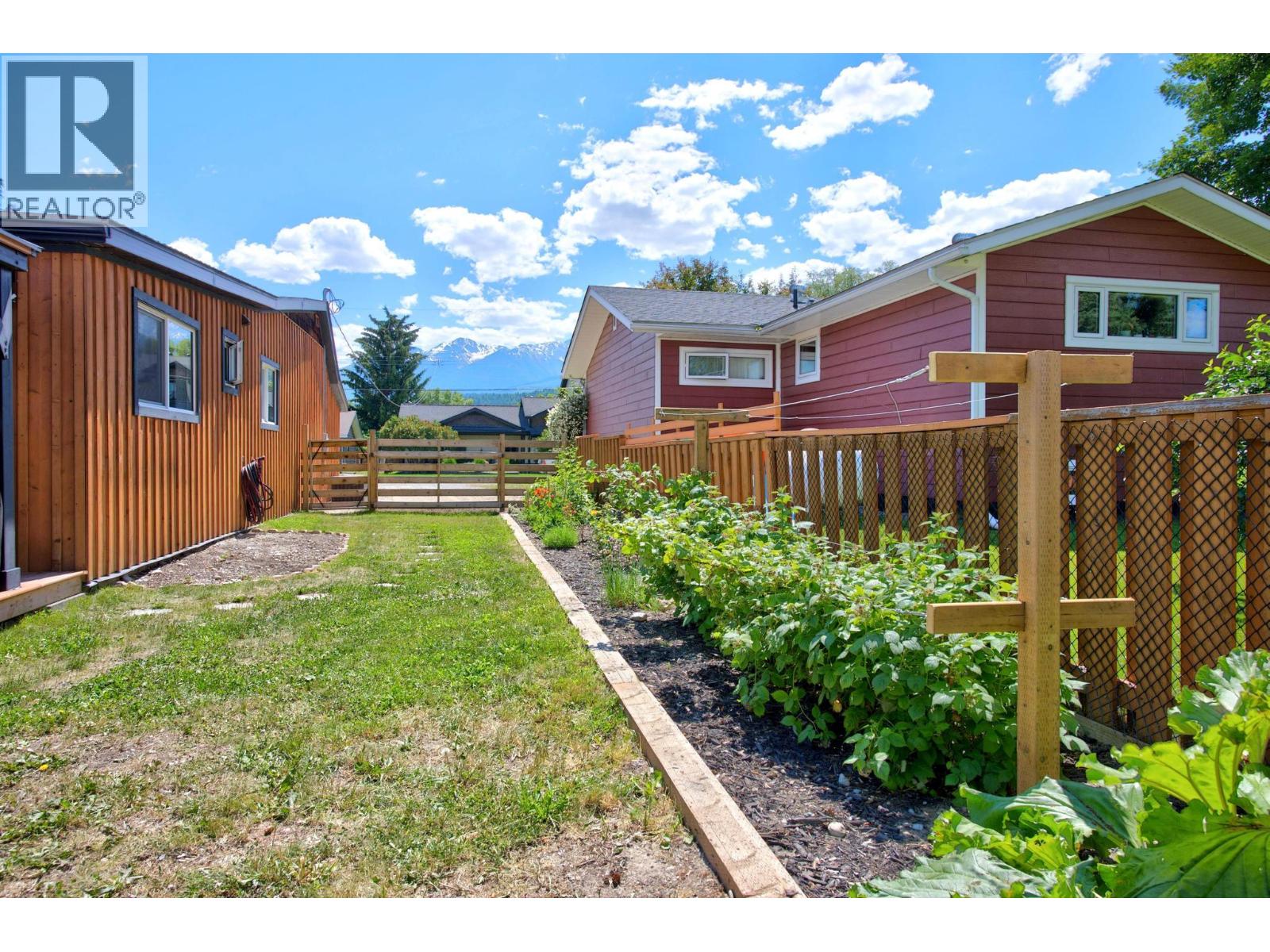 513 8th Street S, Golden, British Columbia  V0A 1H0 - Photo 23 - 10392808