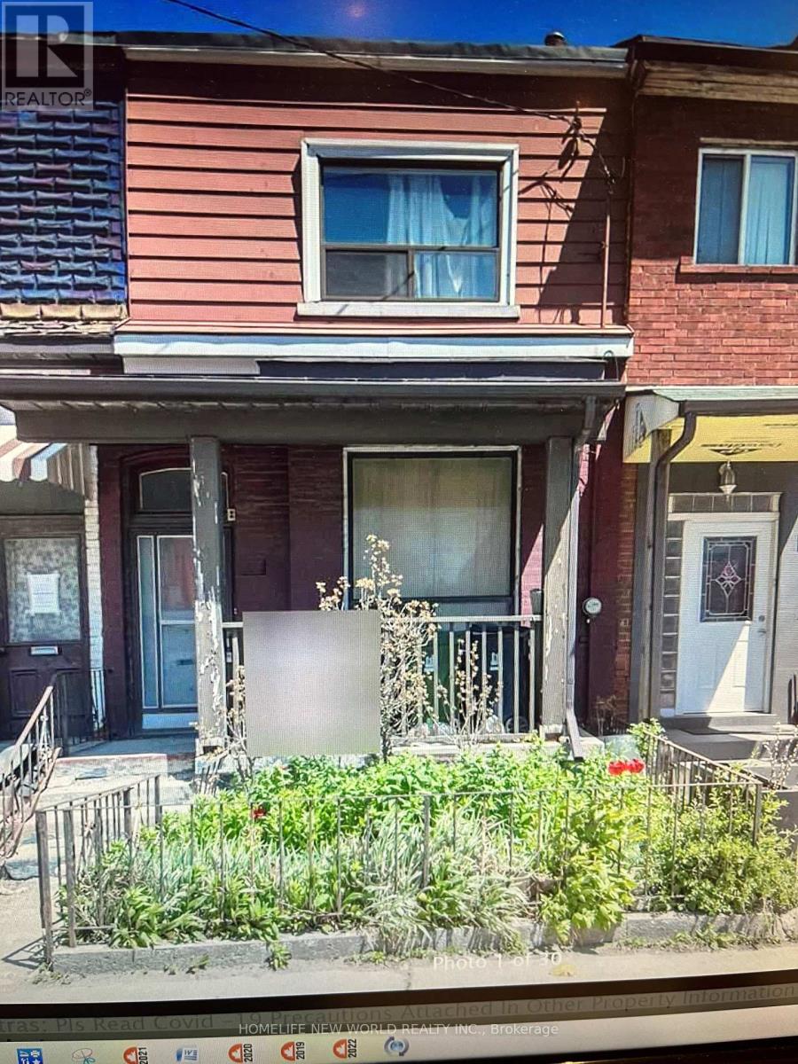203 - 475 Bathurst Street, Toronto, Ontario  M5T 2S9 - Photo 4 - C13493282