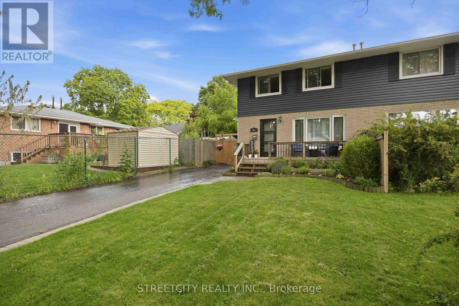 862 MONTROSE STREET, Sarnia, Ontario
