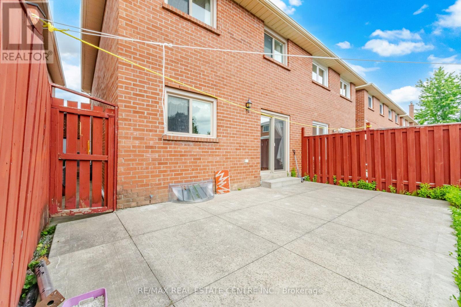 12 Woodsend Run, Brampton, Ontario  L6Y 4G8 - Photo 46 - W13488428